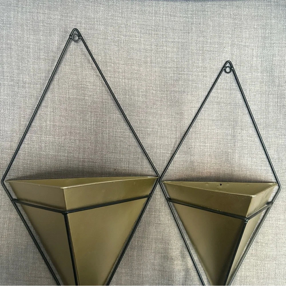 Modern Geometric 2-pcs Metal Wall Hanging Planter Vessels #1205252